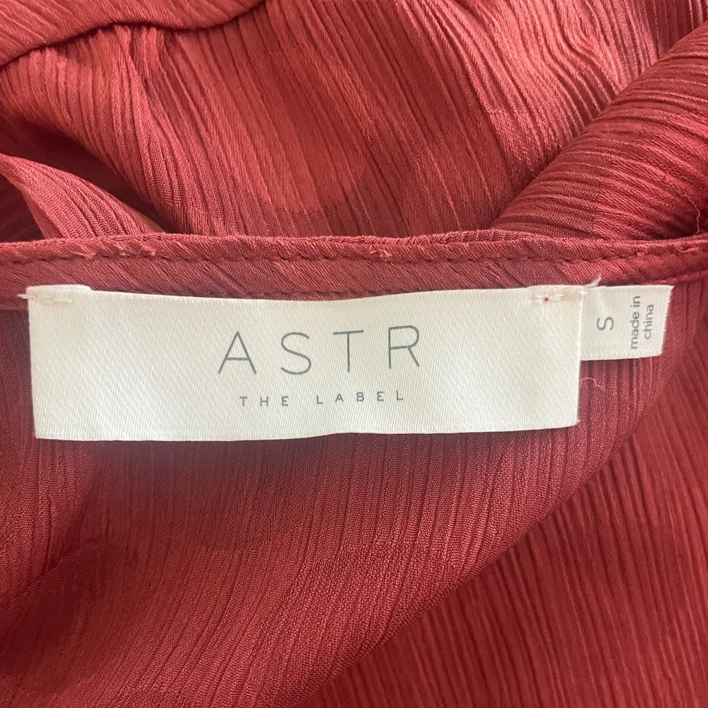 ASTR - Dot Wrap Top - S